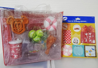 写真右側がメモセットです。