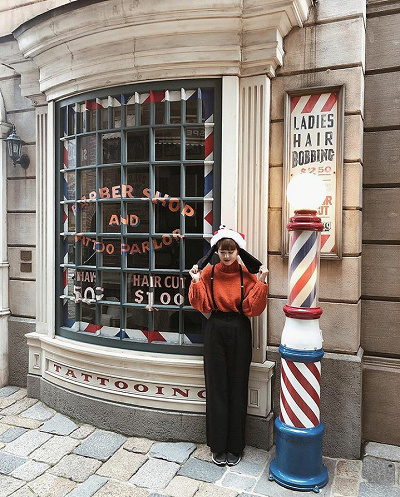 USJの道は石畳やアスファルト