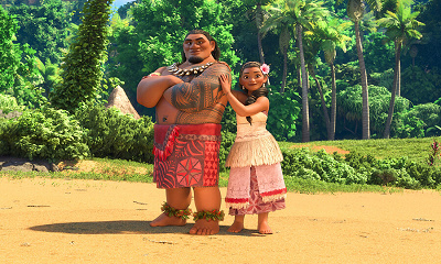 トゥイ・ワイアリキ(左)