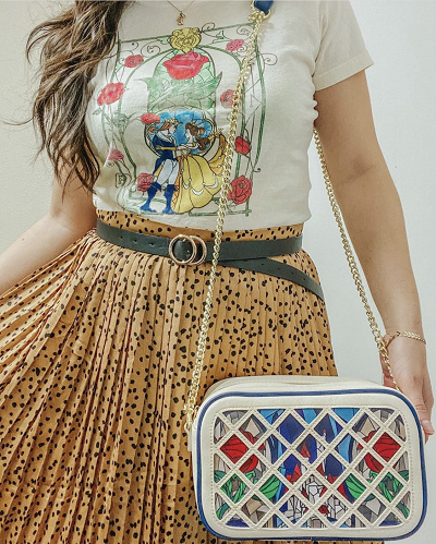 白Tシャツ×スカートコーデ