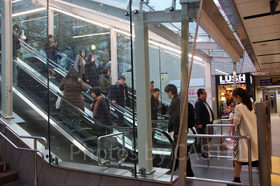 横浜駅のエスカレーター