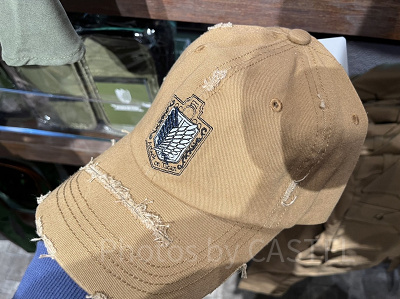 キャップ〔USJ×進撃の巨人〕