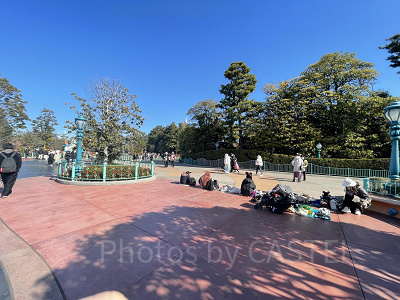 ディズニーランド混雑状況の現地レポート：パレード待ち