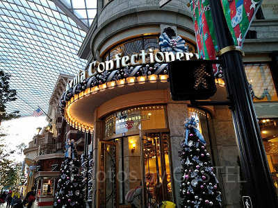 ユニバのクリスマスデコレーション
