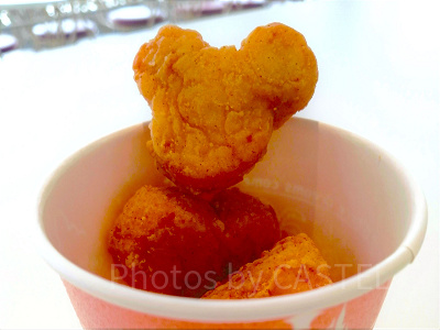 ミッキー型のチキンナゲット