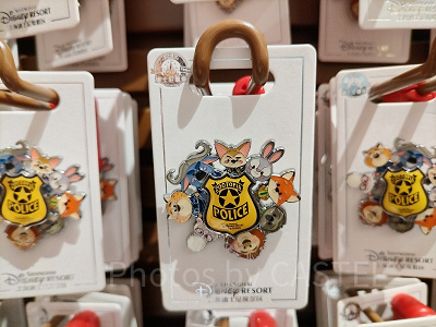 上海ディズニーズートピアグッズ：ズートピアの仲間たちのピンバッジ