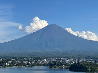 舞台は日本？
