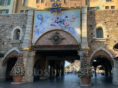 20周年のタペストリー