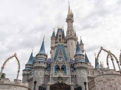 2枚目(マジックキングダムにて撮影・フロリダ)