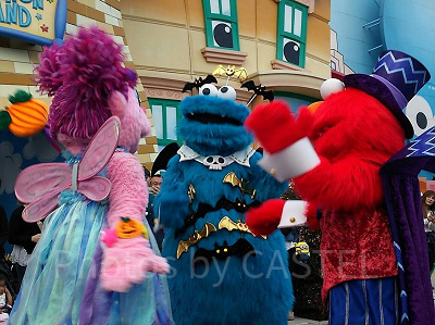 アビー、クッキーモンスター、エルモ/ハロウィーン（2018年)