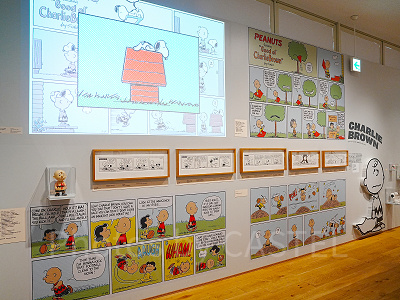 リニューアルで追加された壁のコミックが動き出すアニメーション