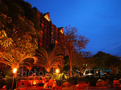 夜のアウラニ・ディズニー・リゾート