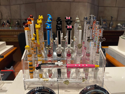 ボールペン（ガラスの靴で撮影、ラインナップはクリスタルアーツも同じ）