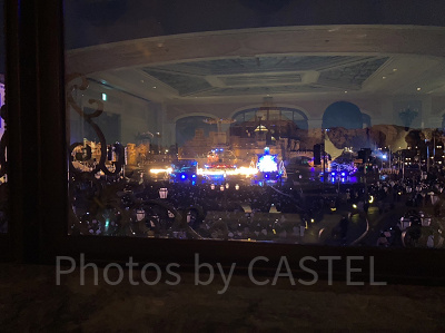 ベッラヴィスタ・ラウンジの窓際席から見たビリーヴ