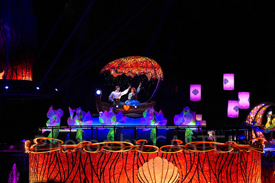 ミッキー広場から見たビリーヴ