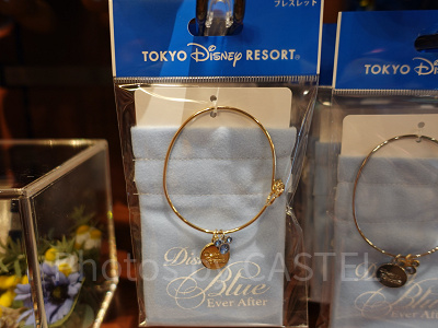 ブレスレット（ゴールド）