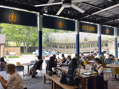 バタービールバーの座席