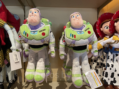 2026】ディズニーランドのぬいぐるみ一覧！100種類以上が発売中！値段