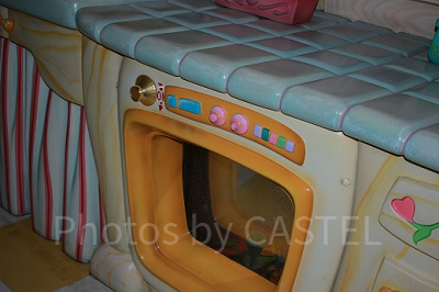 ケーキがこのオーブンの中に!