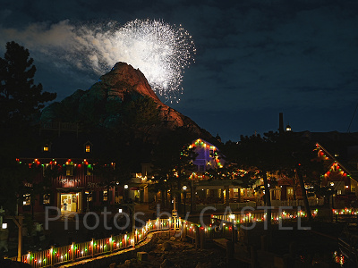 クリスマスのデコレーションがされたケープコッド（2023年撮影）