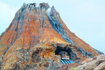 プロメテウス火山にあるセンター・オブ・ジ・アース