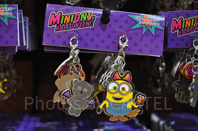 オオカミ男「ボブ」とコウモリ「ティム」のチャームセット