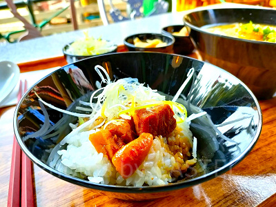 チャイナボイジャー:豚角煮ライス