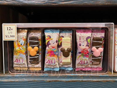 チョコレートカバード・クッキー（ディズニー40周年グッズ）