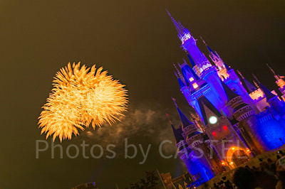 シンデレラ城とハピネス・オン・ハイ