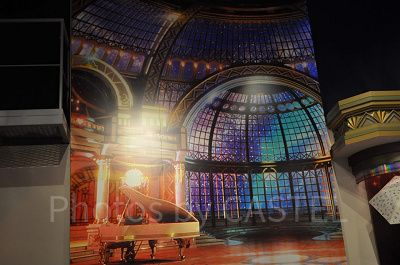 シネマ4-Dショップ壁面「月のパレス」／USJ