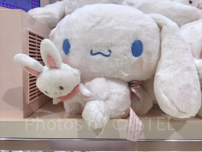 「シナモロール」×ウイッシュミーメルのぬいぐるみ「メルメルドール」