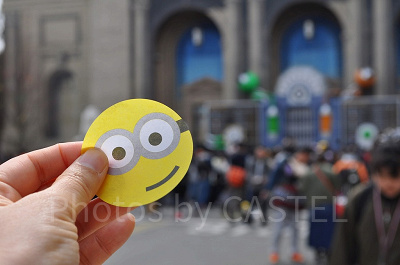 期間限定ショー「ミニオンハチャメチャワールド」のコンフェティ/USJ