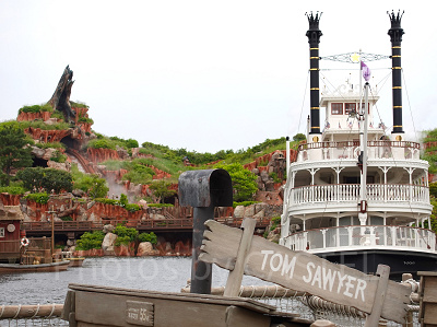 スプラッシュ・マウンテンの叫び声がこだまするクリッターカントリー