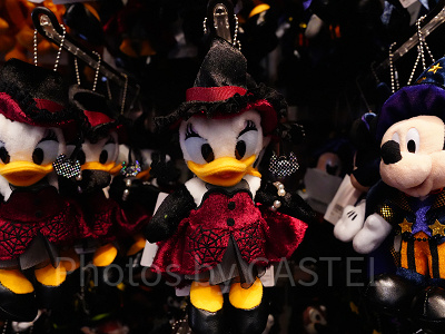 デイジーぬいぐるみバッジ（2022年ディズニーハロウィングッズ）