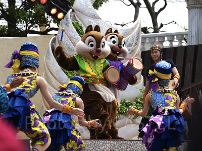 ダンス・ザ・グローブ！（チップとデール）