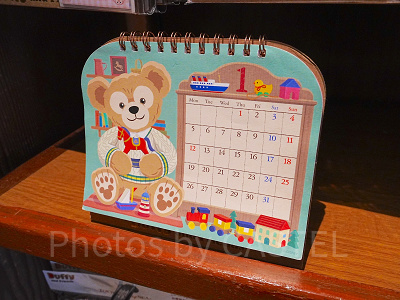 卓上カレンダー（ダッフィー＆フレンズ）