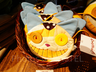 ダイカットポーチ オリジナルネコバス／ジブリパークのグッズ