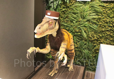 恐竜ホテルマン