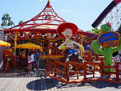 ディズニーカルフォルニアアドベンチャーのアトラクション：ジェシーのクリッター・カルーセル