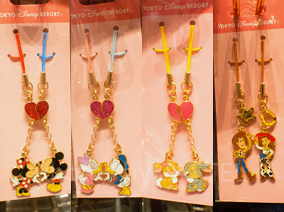 ディズニーシーのペアストラップ＆ペアキーチェーン