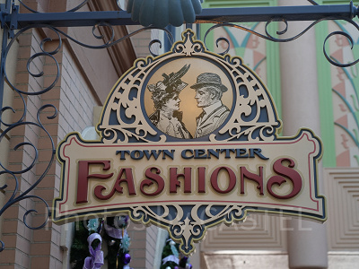 ディズニーランド　タウンセンターファッション