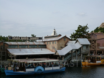 ディズニーシー・トランジットスチーマーラインのロストリバーデルタ乗り場