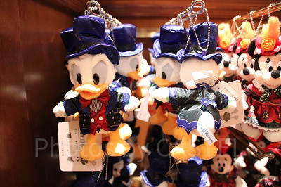 ベスト+ジャケットでオシャレにきめたドナルドのぬいば