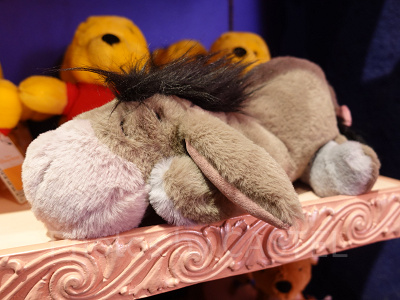 イーヨーの寝顔ぬいぐるみ