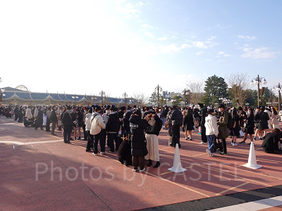 開園前のエントランス：8時25分頃撮影