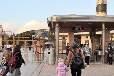 ユニバの入り口