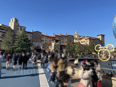 エントランス／10:00