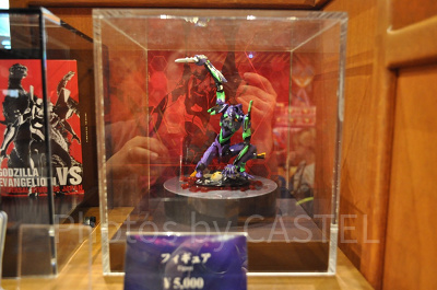 エヴァンゲリオン初号機のフィギュア