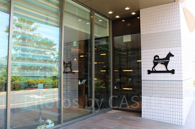 ドッグフレンドリールーム宿泊者専用のエントランス