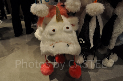 フラッフィの紐つきキャラクターハット